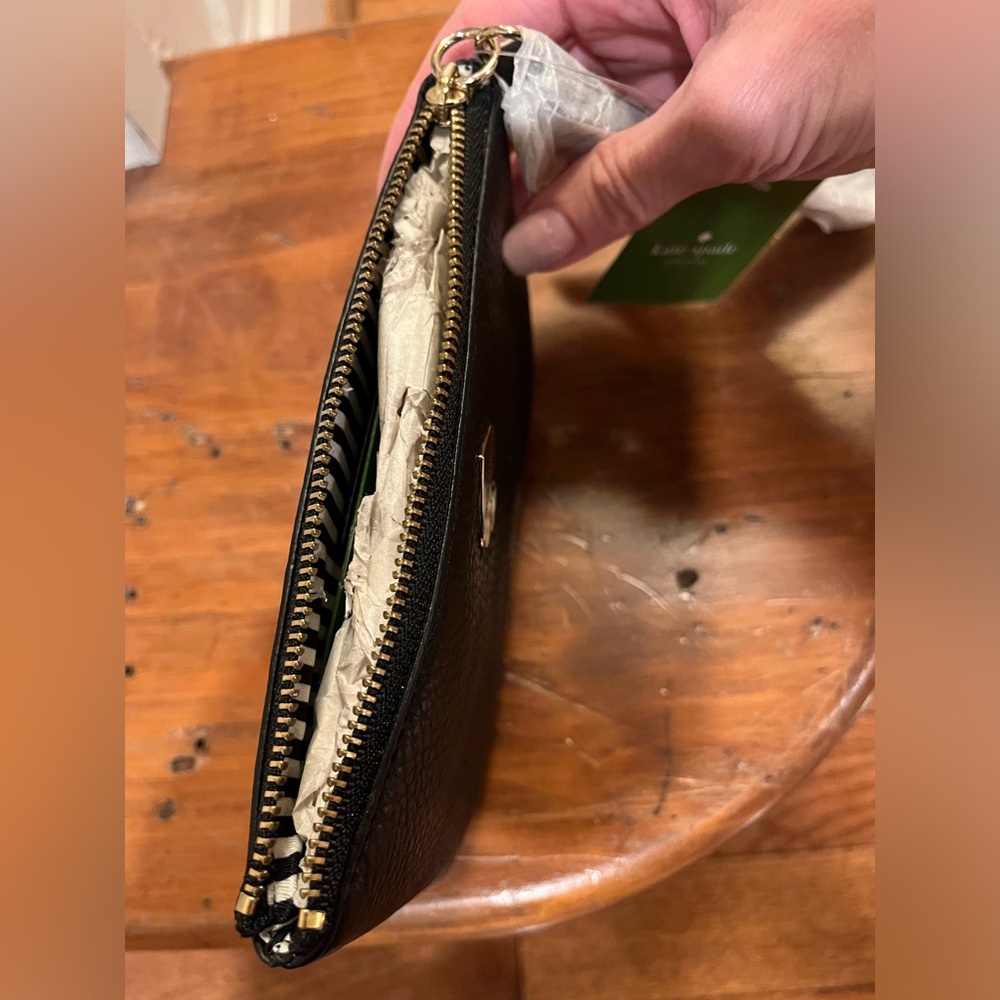 ♠️ Kate Spade NY Leroy Street Black Pebbled Leather Bee Wristlet Wallet, NWT - Picture 7 of 8